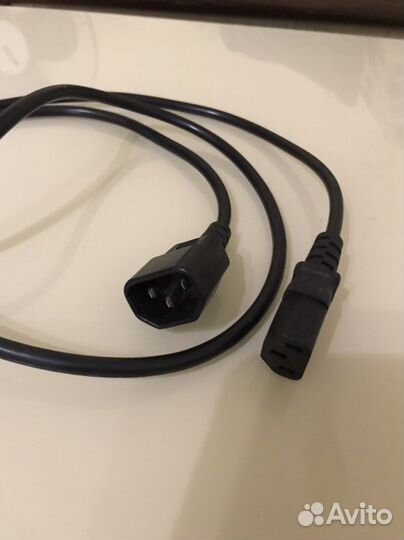 Кабель питания к компьютеру