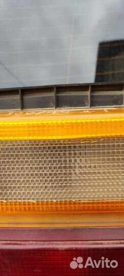 Оригинальный правый фонарь Ауди 100 С3