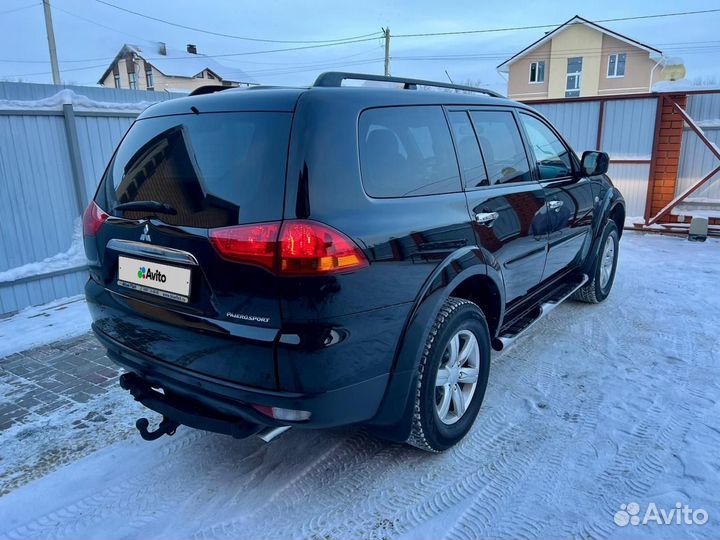 Mitsubishi Pajero Sport 2.5 AT, 2011, 235 000 км