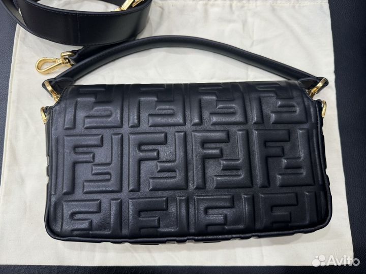 Сумка Fendi baguette оригинал