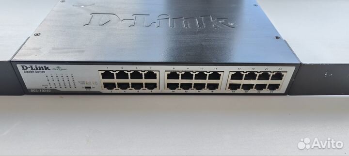 Коммутатор D-Link DGS-1024D