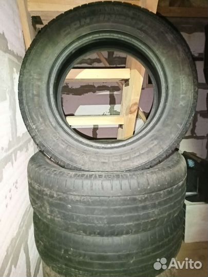 Continental AllSeasonContact 215/65 R16