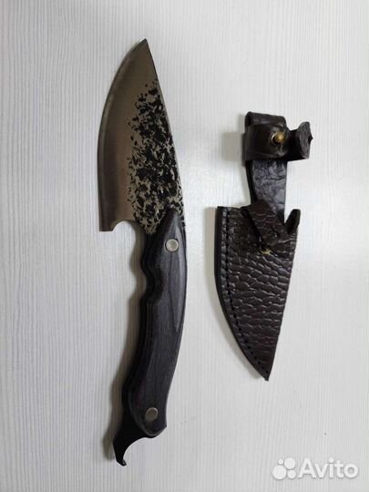 Кованый нож Акула