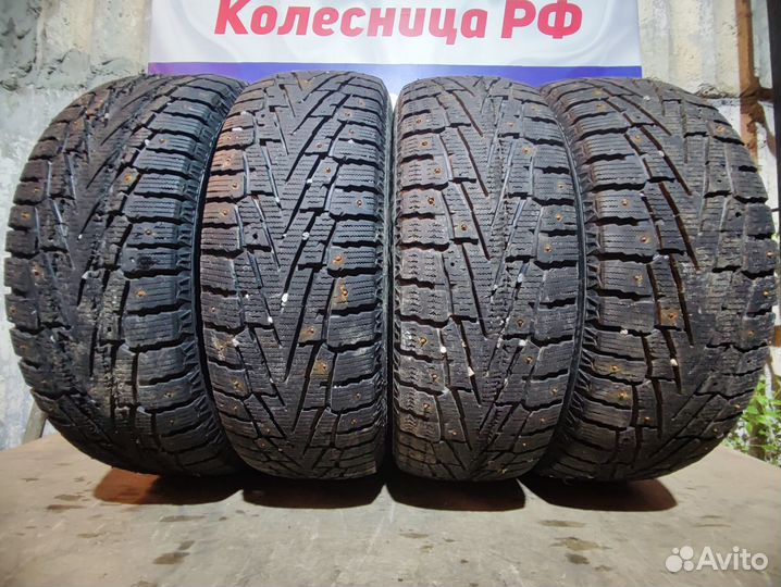 Roadstone Winguard WinSpike SUV 235/65 R17