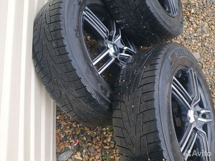 Kumho I'Zen KW31 175/60 R14