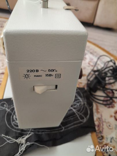 Швейная машинка Чайка 134 А