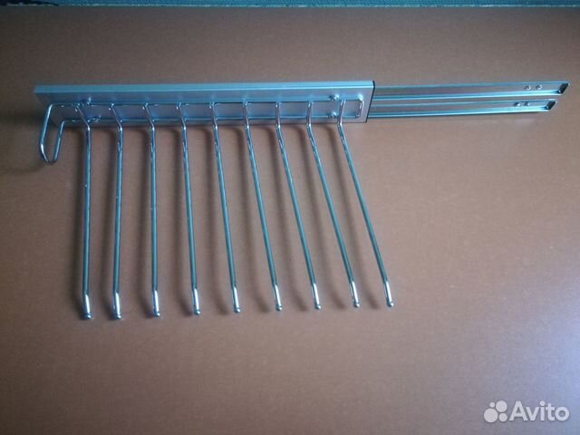 Вешалка для брюк выдвижная