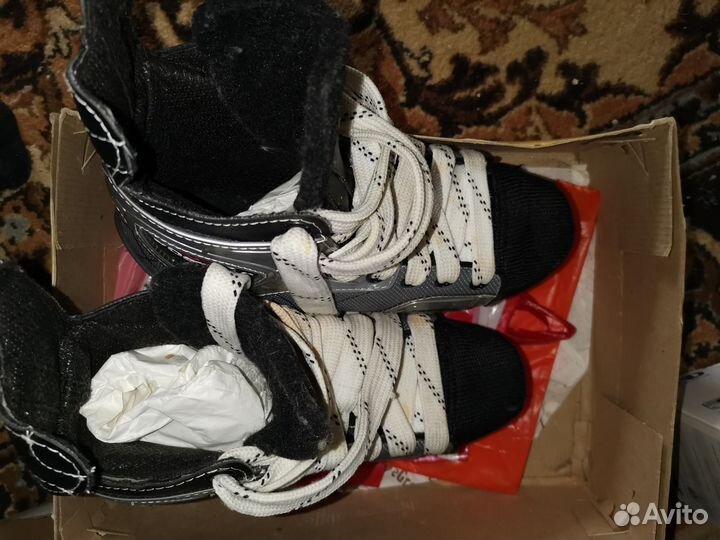 Коньки хоккейные детские 36 размер