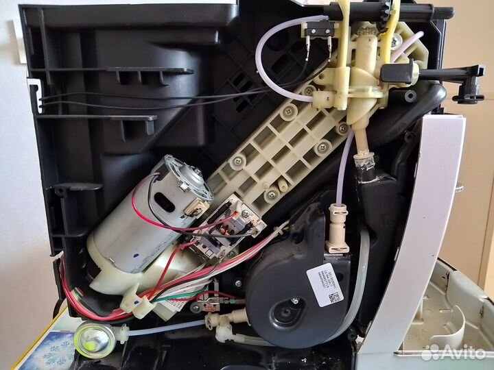 Кофемашина delonghi magnifica s