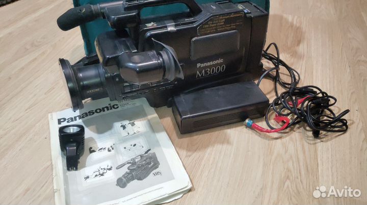 Ретро камера Panasonic M3000