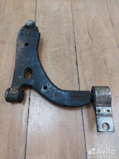 Рычаг подвески передний левый Ford Fiesta fujb