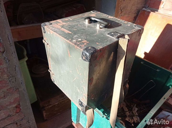 Ретро ящики из-под геодезических инструментов. Цен