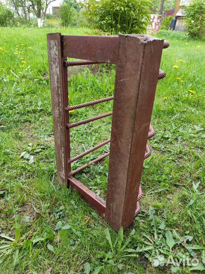 Велопарковка на 3 места