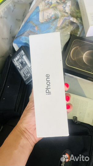 Коробка от iPhone