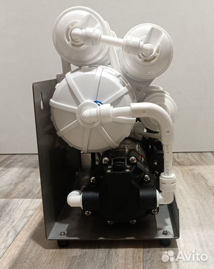 Компактный фильтр воды для дома и дачи с насосом