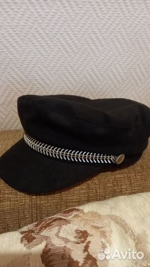 Новая кепка. Женская. На небольшую голову