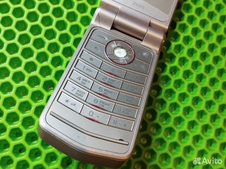 Sony Ericsson Z555i. Корпус. Оригинал