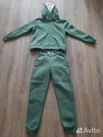 Спортивный костюм женский новый 46-48 теплый