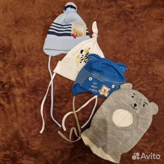 Шапки на мальчика 3-6-9 мес весна- осень 5 штук
