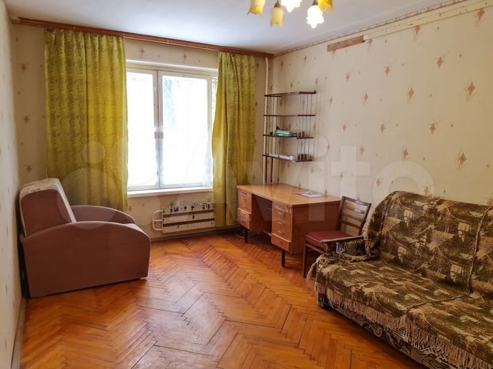 2-к. квартира, 45 м², 1/9 эт.