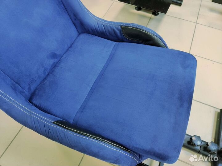 PlaySeat Evolution PlayStation Edition + салазки