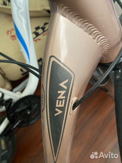 Велосипед, 21 скоростей, низкая рама, размер 28