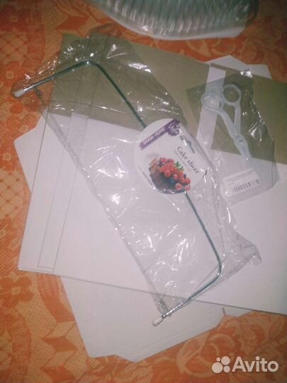 Подложки, контейнеры, коробки для торта и пр