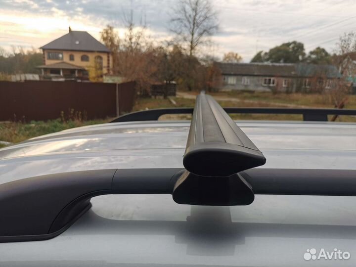 Багажник на рейлинги Фаворит чёрный