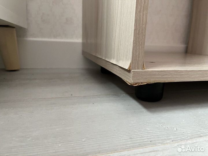 Тумба под телевизор