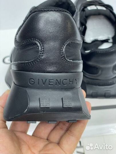 Кроссовки Givenchy 36 37 38 39 40