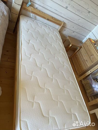 Детская кровать IKEA с матрасом