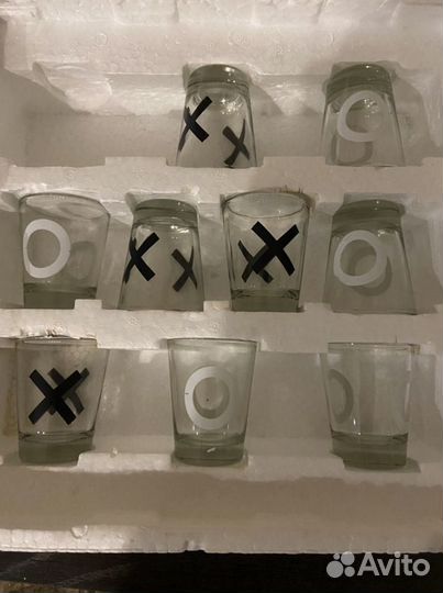 Стеклянный набор стаканчиков «Крестики - нолики»