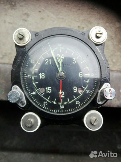 Часы с самолета