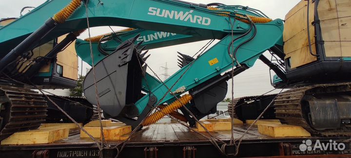 Гусеничный экскаватор Sunward SWE 210, 2023