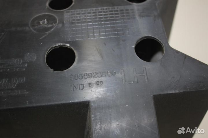 Усилитель заднего бампера Peugeot-Citroen 206