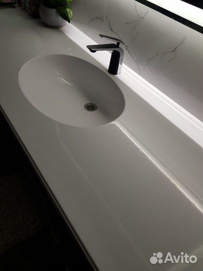 Столешницы из искусственного камня для ванных