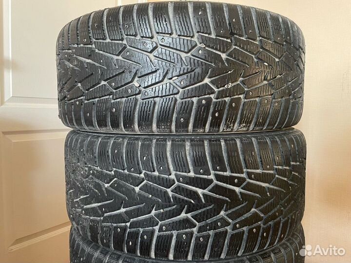 Nokian Tyres Hakkapeliitta 7 255/40 R19 100T