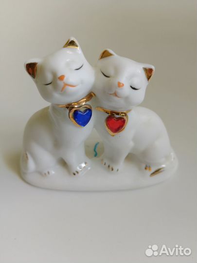 Статуэтка котята