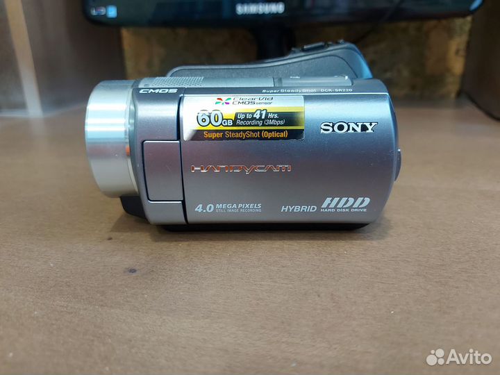 Видеокамера sony DCR-SR220E