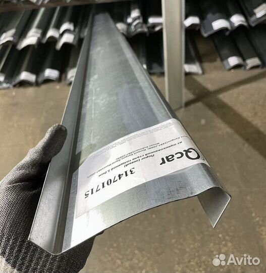 Порог правый Renault Kangoo, Nissan Kubistar 1997