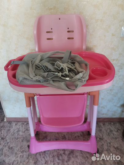 Детский стульчик для кормления