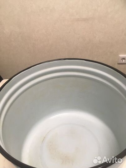 Бак-кастрюля эмалированный с крышкой на 20л