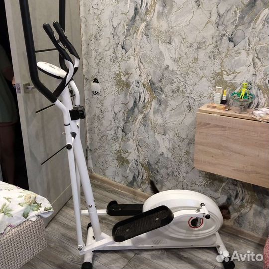 Эллиптический тренажер DFC