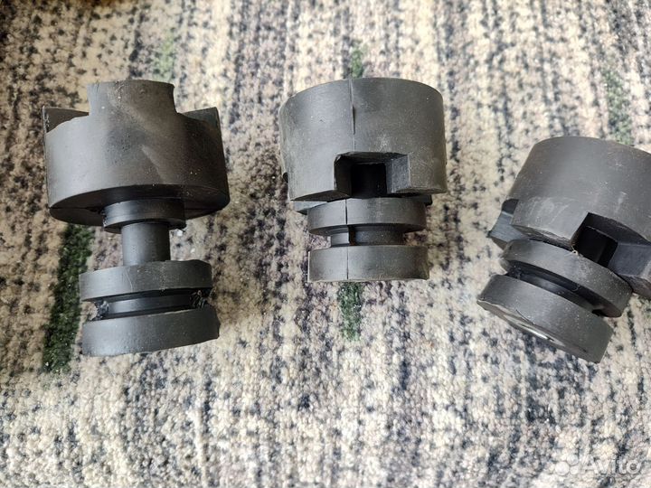Подушки кузова terrano 2 (r20)