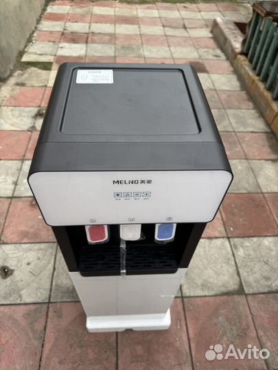 Кулер для воды