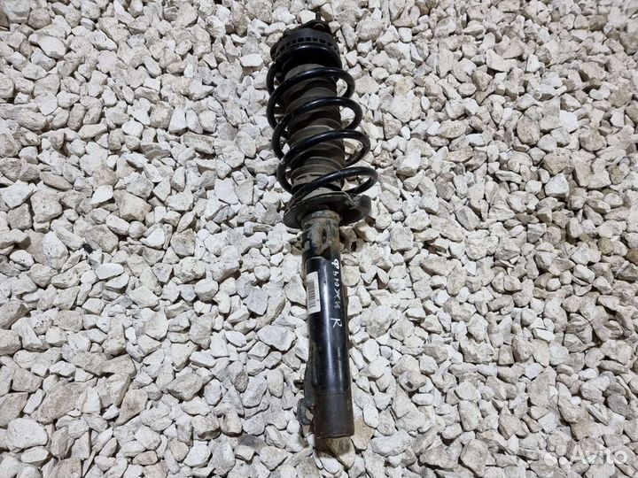 Стойка передняя правая Фьюжн