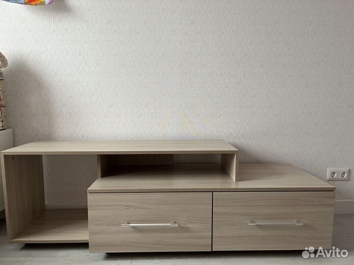 Тумба под телевизор