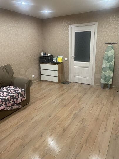 2-к. квартира, 65 м², 5/10 эт.