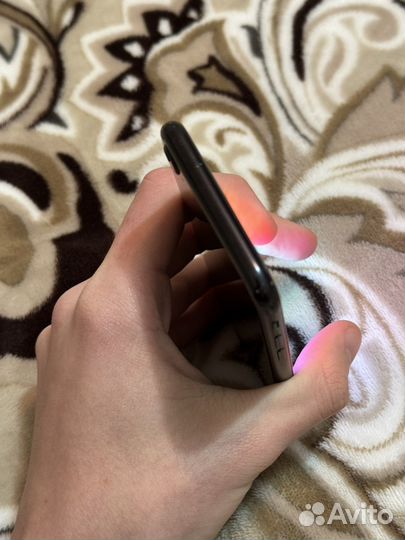 iPhone SE (2020), 128 ГБ