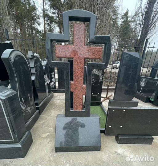 Купить памятники на могилу из гранита